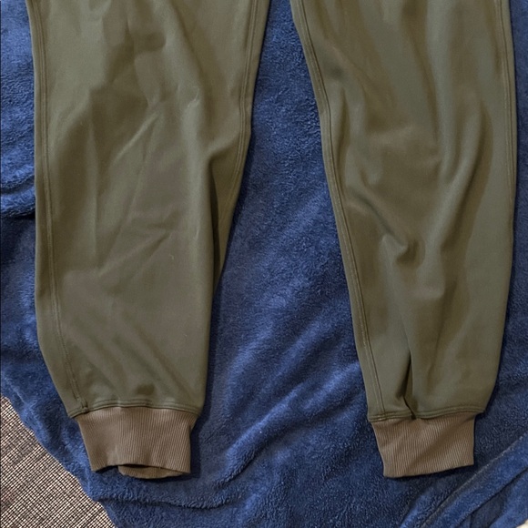 Lululemon Athletica Olive Green Pants - Picture 4 of 8